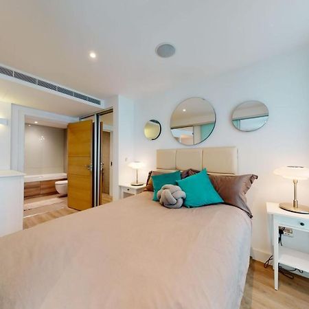 Executive Luxury One Bedroom In Vauxhall ลอนดอน ภายนอก รูปภาพ