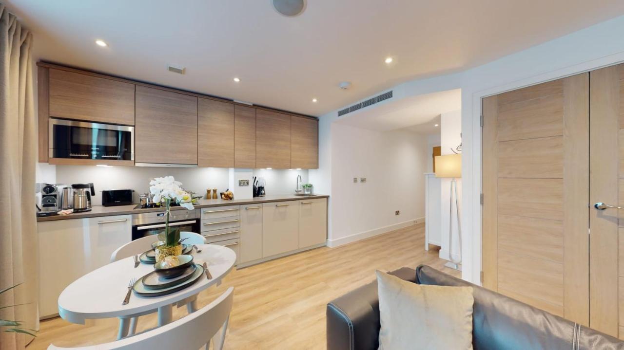 Executive Luxury One Bedroom In Vauxhall ลอนดอน ภายนอก รูปภาพ